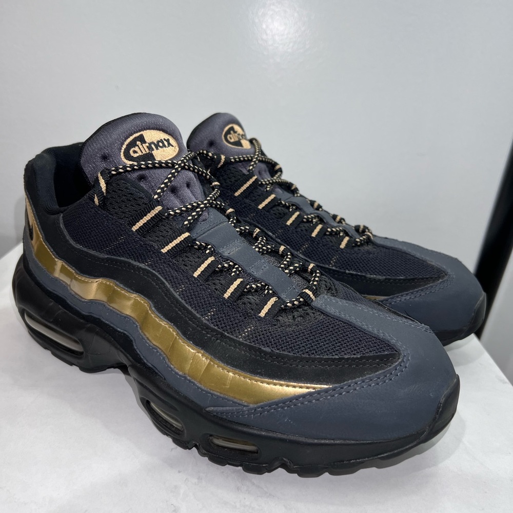 🚨 Nike Air Max 95 PRM Black Metallic Gold Anthracite Bronze🚨